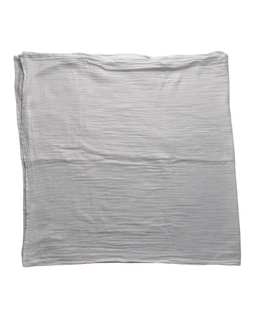 A White Swaddles from Aden & Anais in size O/S for neutral. (Front View)