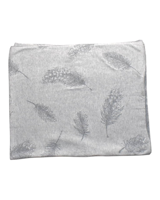 A Grey Blankets from Purebaby in size O/S for boy. (Front View)