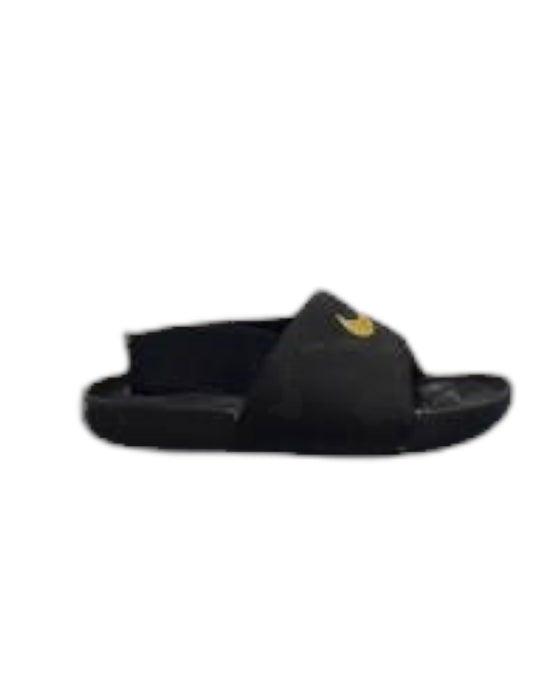 A Black Sandals from Nike in size 12-18M for boy. (Front View)