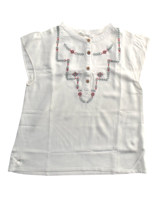 A White Sleeveless Shirts from Chateau de Sable in size 10Y for girl. (Front View)