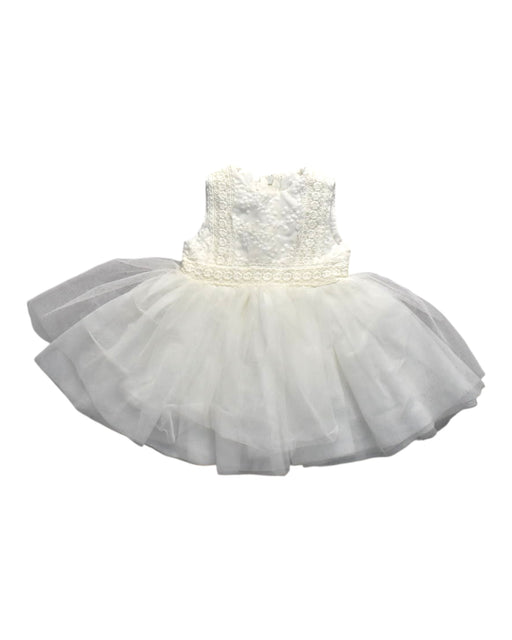 A White Sleeveless Dresses from Bebe by Minihaha in size 3-6M for girl. (Front View)