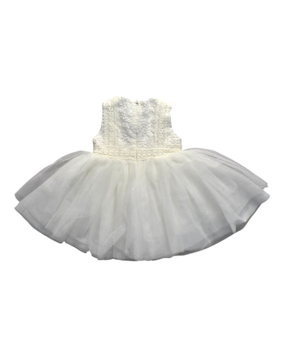 A White Sleeveless Dresses from Bebe by Minihaha in size 3-6M for girl. (Back View)