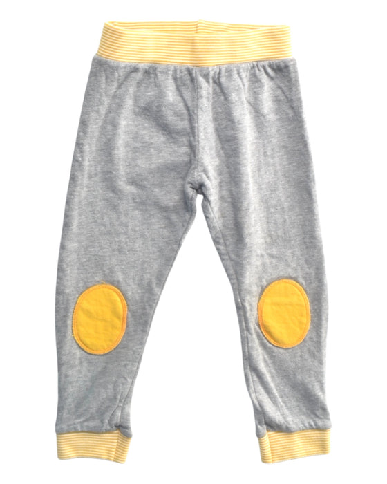 A Grey Leggings from Petit Bateau in size 3T for boy. (Front View)