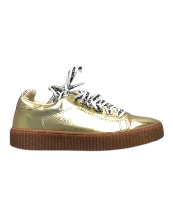 A Gold Sneakers from Stella McCartney in size 9Y for girl. (Front View)