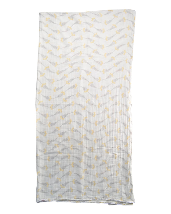 A White Swaddles from Bebe au Lait in size O/S for girl. (Back View)