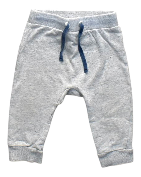 A Grey Sweatpants from Seed in size 12-18M for boy. (Front View)