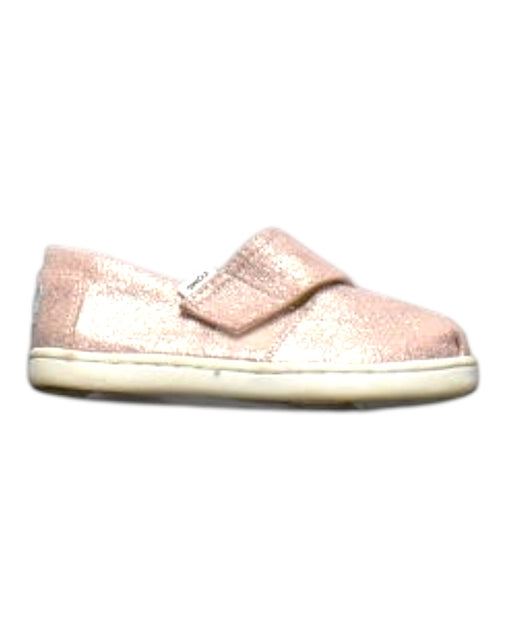 A  Slip Ons from Toms in size 3-6M for girl. (Front View)