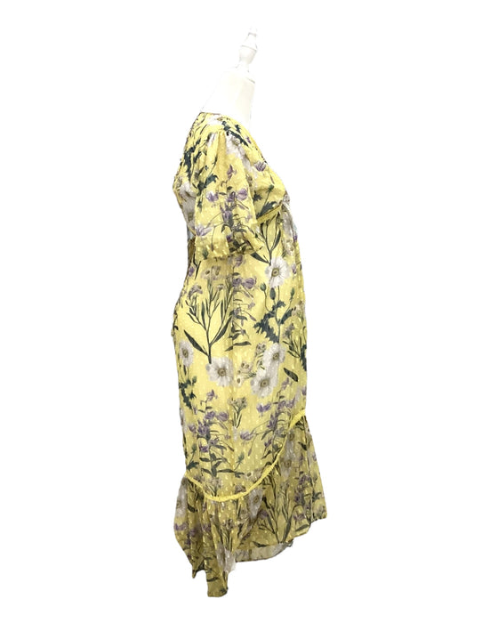 A Yellow Long Sleeve Dresses from Hope & Ivy in size Maternity-M for maternity. (Back View)