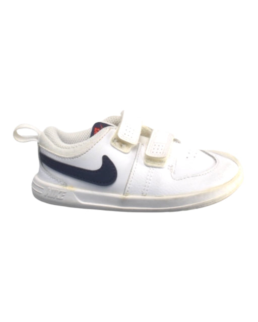 A White Sneakers from Nike in size 18-24M for girl. (Front View)