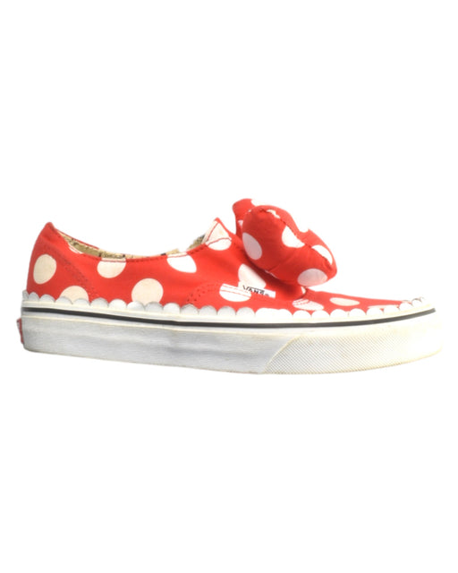 A Red Slip Ons from Vans in size 9Y for girl. (Front View)