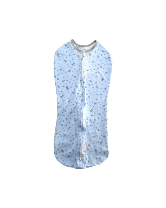 A Blue Swaddles from Swaddle Me in size L for boy. (Front View)