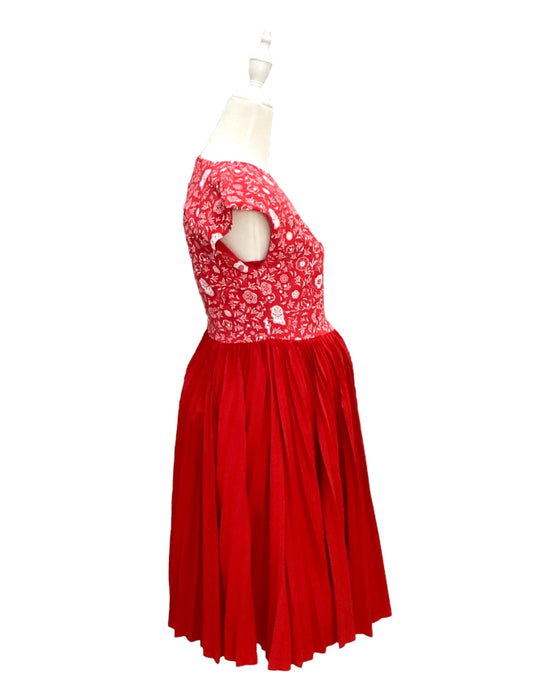 A Red Short Sleeve Dresses from Elly in size Maternity-S for maternity. (Back View)