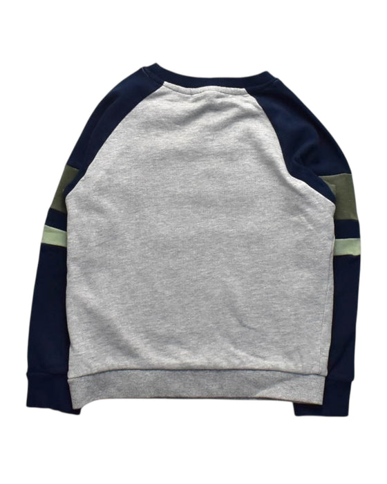 A Grey Crewneck Sweatshirts from Mountain Warehouse in size 6T for boy. (Back View)