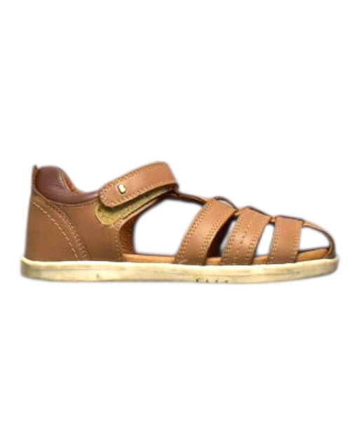 A Brown Sandals from Bobux in size 5T for boy. (Front View)