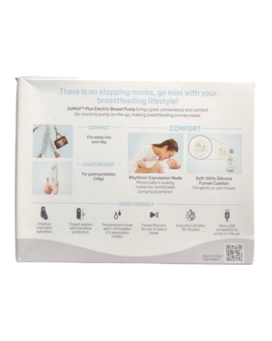 A Multicolour Bibs from Pigeon in size O/S for maternity. (Back View)