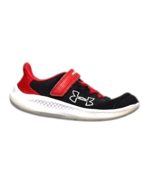 A Black Sneakers from Under Armour in size 7Y for boy. (Front View)
