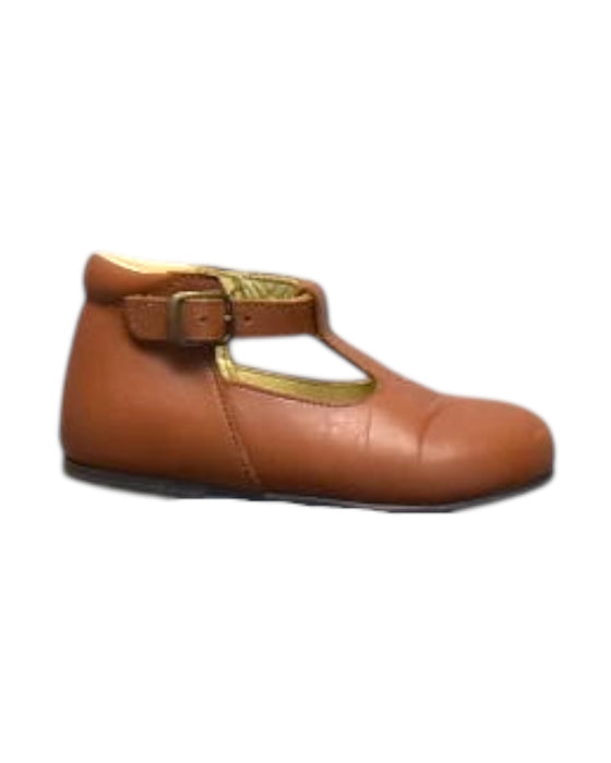 A Brown Booties from Cyrillus in size 18-24M for boy. (Front View)