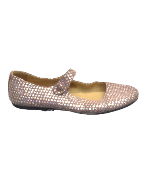 A Pink Flats from Manuela de Juan in size 6T for girl. (Front View)