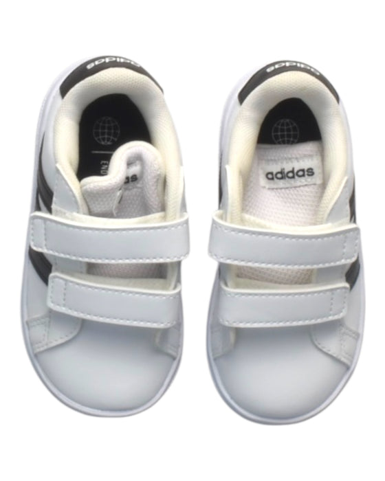 A White Sneakers from Adidas in size 18-24M for boy. (Back View)