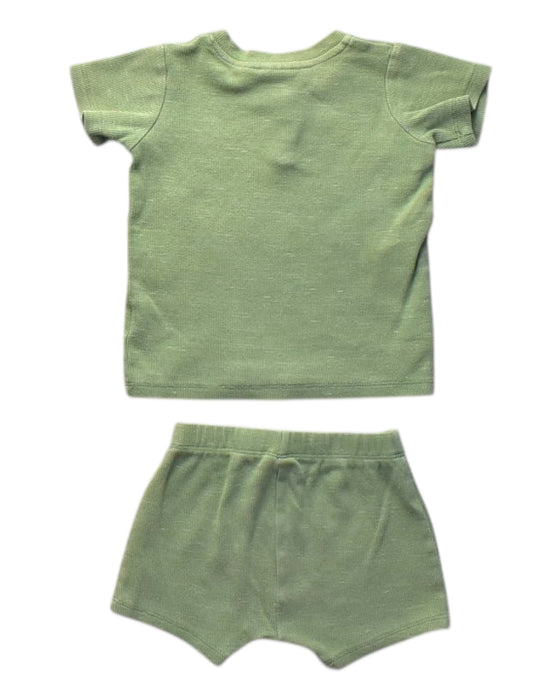 A Green Shorts Sets from Seed in size 12-18M for boy. (Back View)