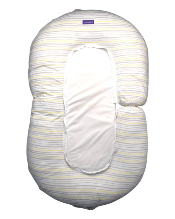 A White Maternity Support from ClevaMama in size O/S for maternity. (Front View)
