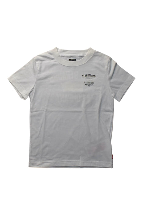 A White Short Sleeve T Shirts from Levi's in size 5T for boy. (Front View)