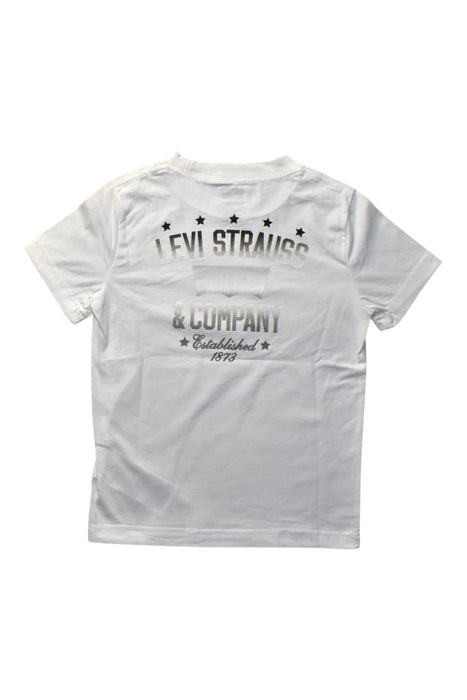 A White Short Sleeve T Shirts from Levi's in size 5T for boy. (Back View)