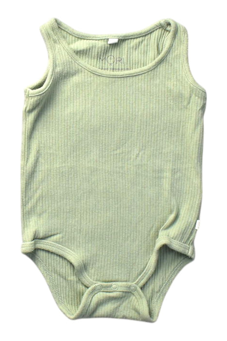 A Green Sleeveless Bodysuits from Mori in size 6-12M for girl. (Front View)
