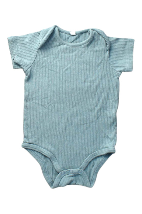 A Blue Short Sleeve Bodysuits from Mori in size 6-12M for boy. (Front View)