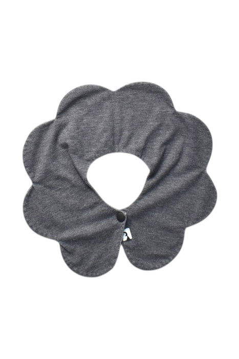 A Grey Bibs from Konny in size O/S for girl. (Back View)