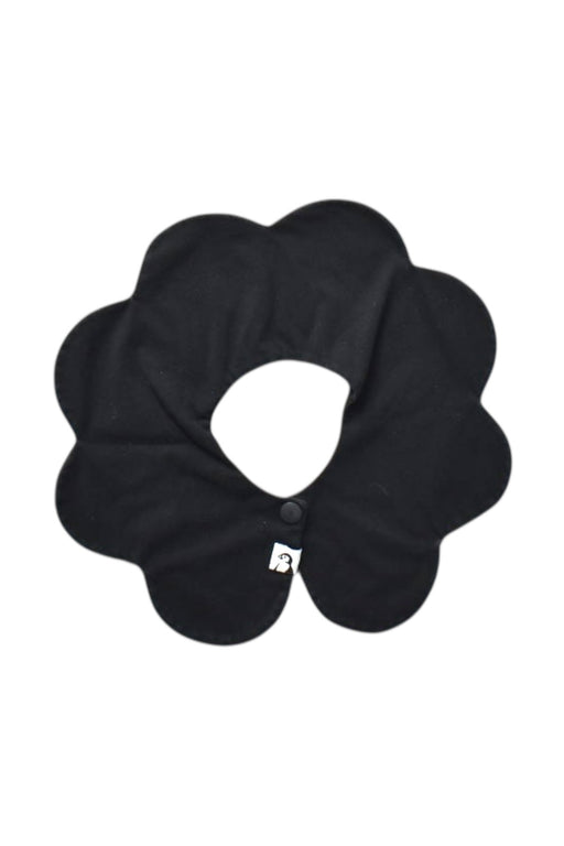 A Black Bibs from Konny in size O/S for girl. (Front View)