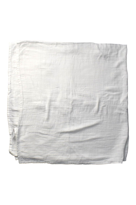 A White Swaddles from Mori in size O/S for boy. (Back View)