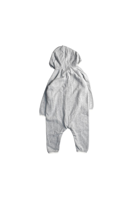 A Grey Onesies from The Little White Company in size 6-12M for girl. (Back View)