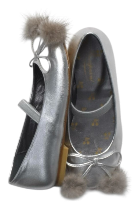 A Silver Flats from Bonpoint in size 5T for girl. (Front View)