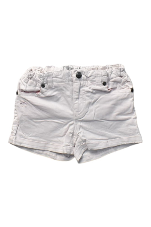 A White Shorts from Chateau de Sable in size 4T for girl. (Front View)
