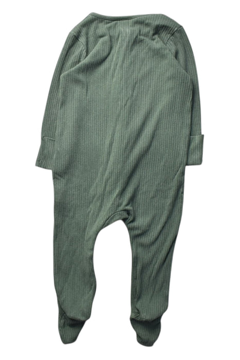 A Green Onesies from Mori in size 6-12M for boy. (Back View)