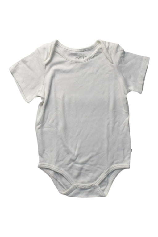 A White Short Sleeve Bodysuits from Mori in size 18-24M for girl. (Front View)
