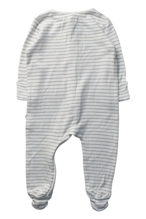 A White Onesies from Mori in size 6-12M for boy. (Back View)