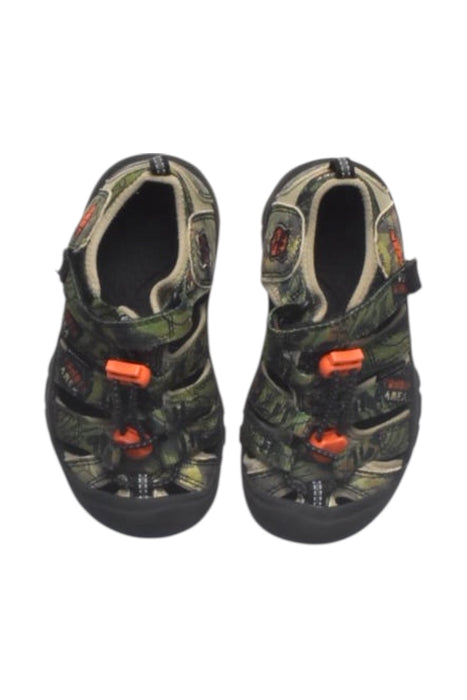 A Multicolour Sandals from Keen in size 4T for boy. (Back View)