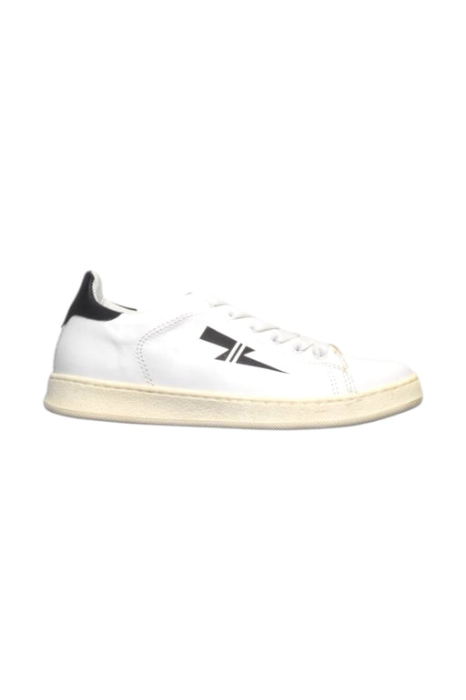 A White Sneakers from Neil Barrett Kids in size 9Y for boy. (Front View)