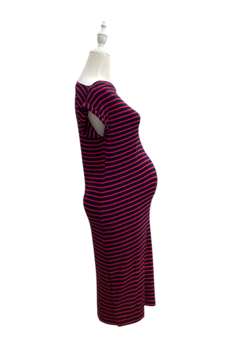 A Blue Sleeveless Dresses from Mayarya in size Maternity-S for maternity. (Back View)