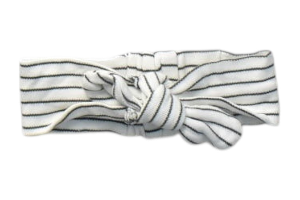 A White Hair Accessories from Mori in size O/S for girl. (Front View)
