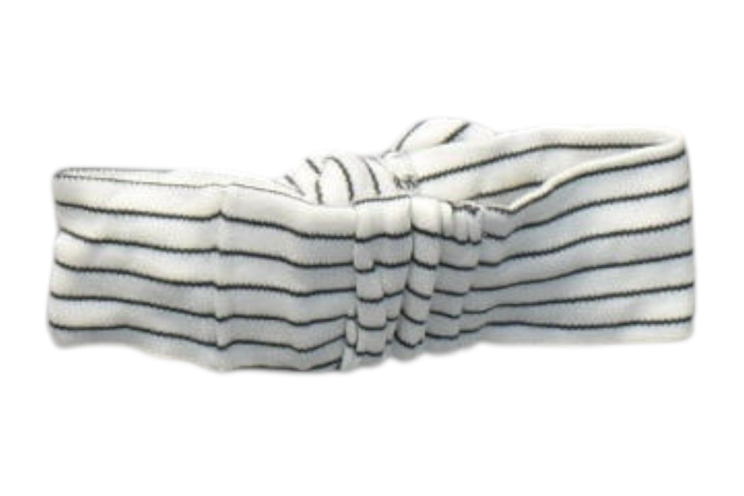 A White Hair Accessories from Mori in size O/S for girl. (Back View)