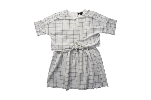 A White Short Sleeve Dresses from Joe's Jeans in size 6T for girl. (Front View)