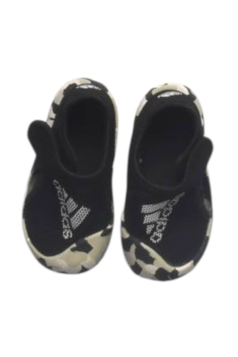 A Multicolour Sandals from Adidas in size 12-18M for boy. (Back View)