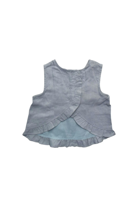 A Grey Sleeveless Tops from Aere in size 4T for girl. (Back View)