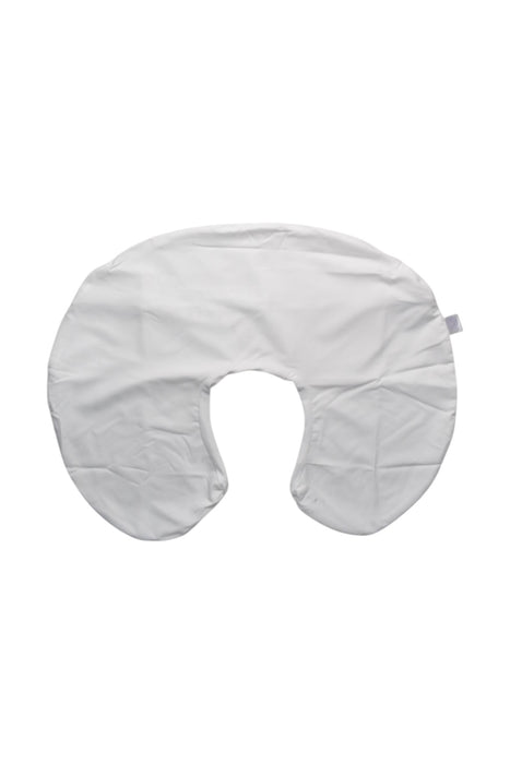 A White Other Accessories from Boppy in size 0-3M for boy. (Back View)