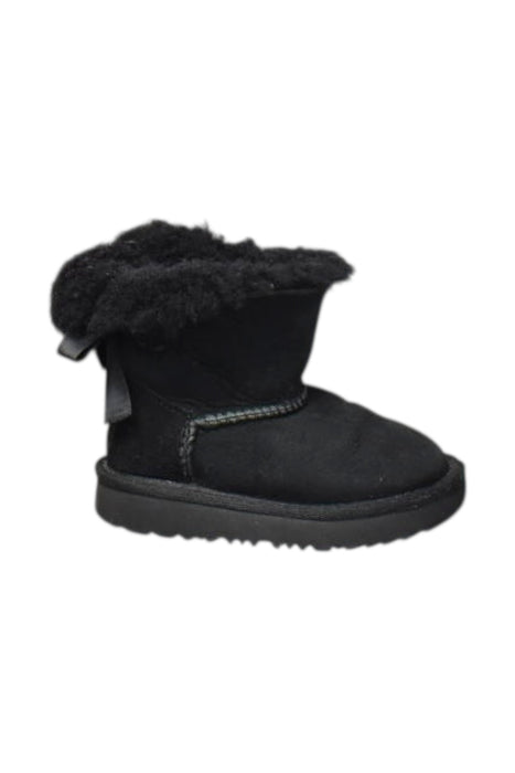 A Black Booties from UGG in size 18-24M for girl. (Front View)