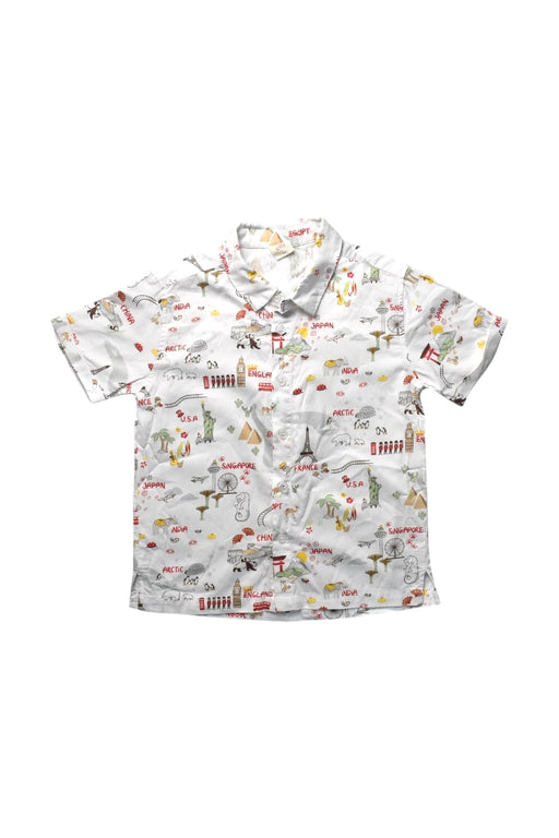 A Multicolour Short Sleeve Shirts from Elly in size 6T for boy. (Front View)