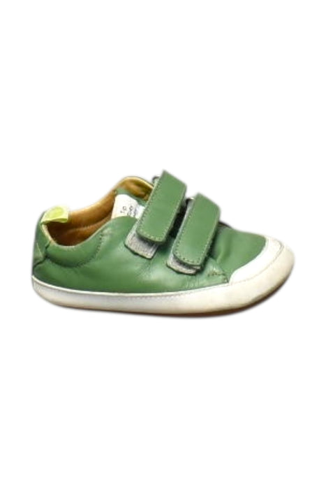 A Green Sneakers from Tip Toey Joey in size 12-18M for boy. (Front View)